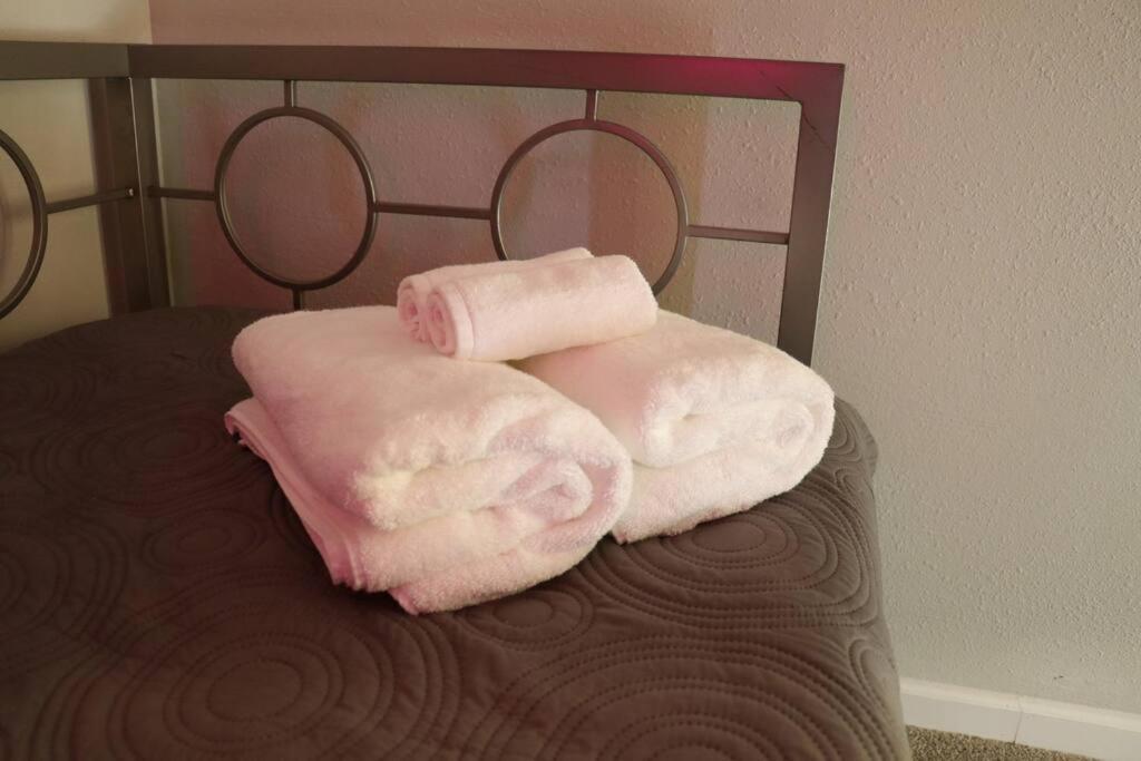 Cowboy Den-Hot Tub-Game Room-Pet Friendly-No Pet Fees! Albuquerque Exterior foto