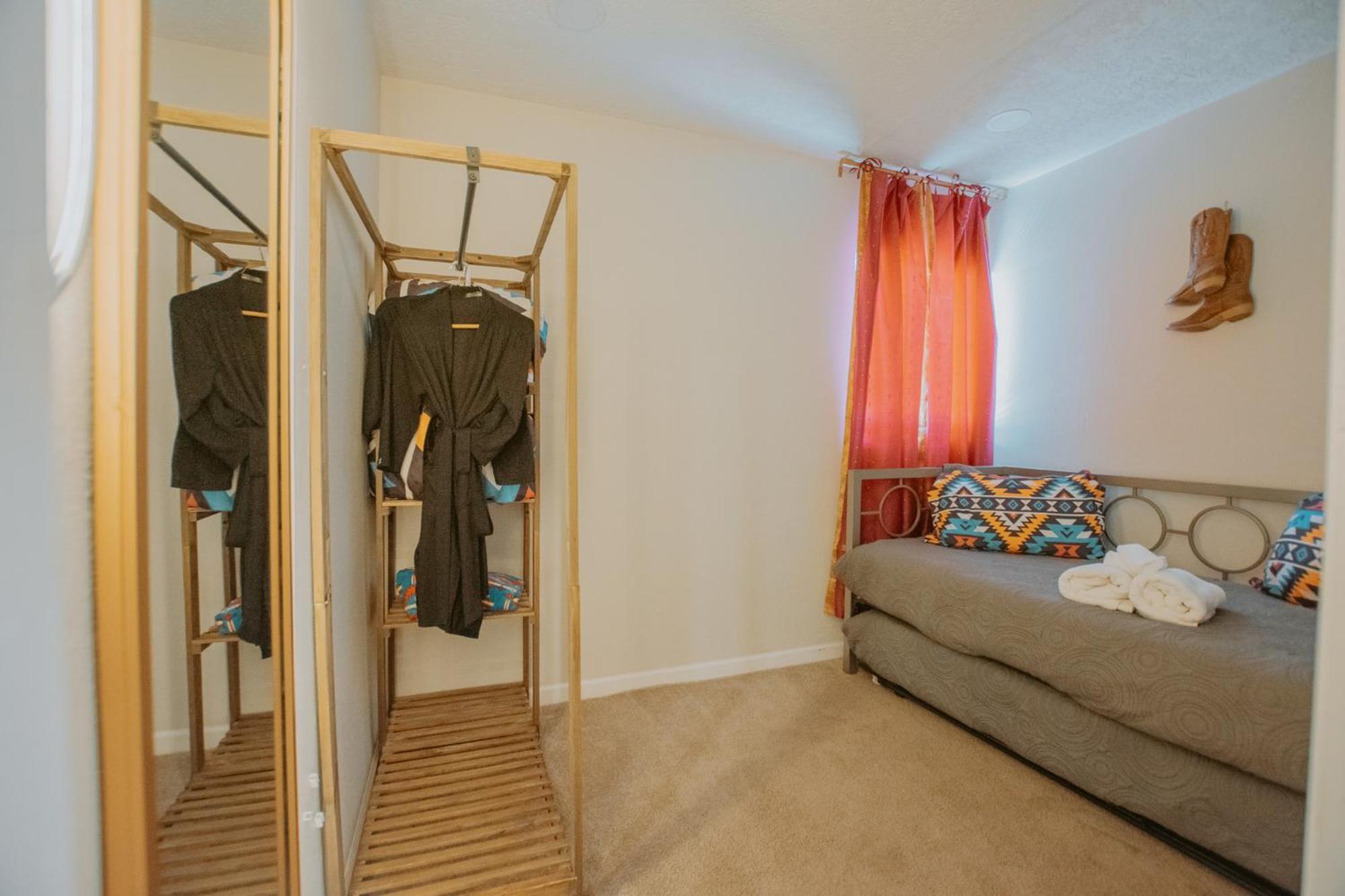 Cowboy Den-Hot Tub-Game Room-Pet Friendly-No Pet Fees! Albuquerque Exterior foto